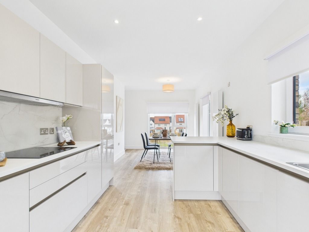 Property photo 2 of 25