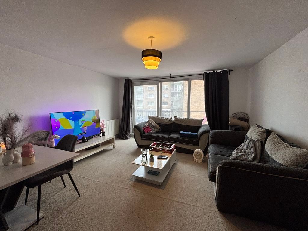 Property photo 2 of 7 Photo 2