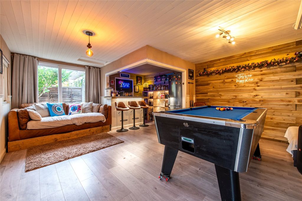 Property photo 3 of 43 Picture No. 34