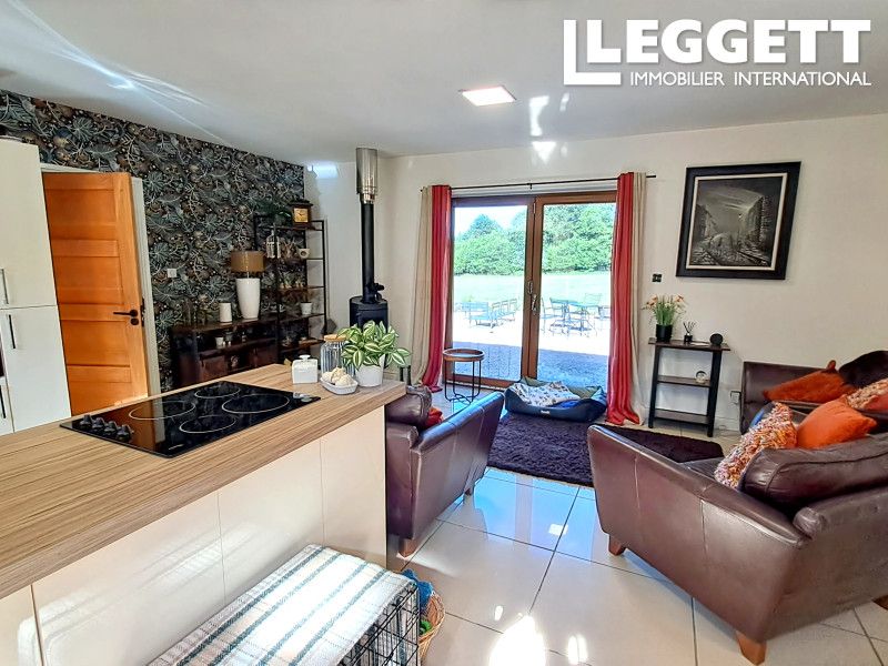 Property photo 2 of 10