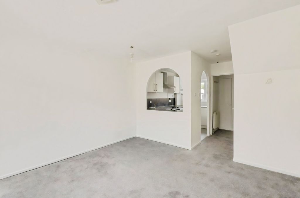 Property photo 2 of 11 9E12d54d-Receptio...