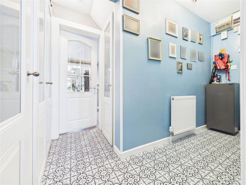 Property photo 3 of 18 Picture No. 03