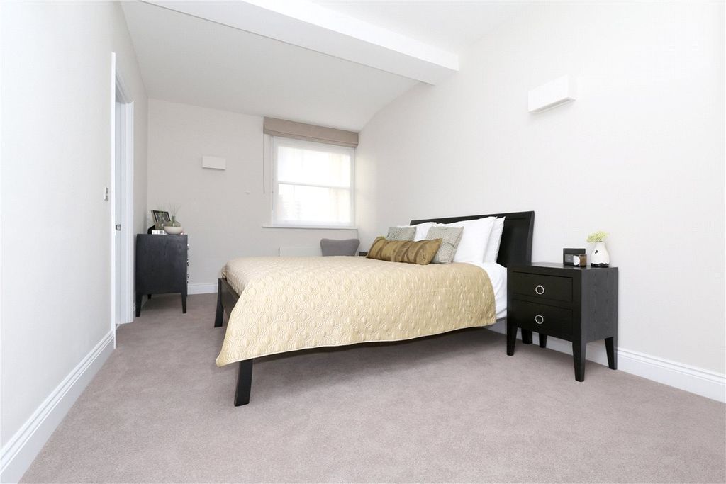 Property photo 3 of 9 Picture No. 26