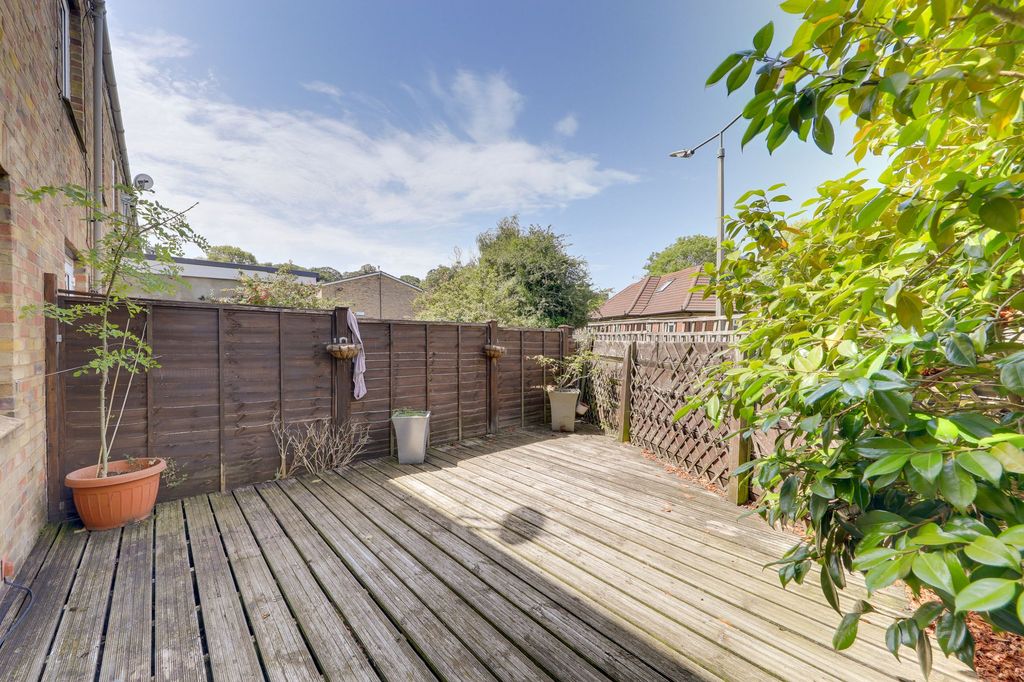 Property photo 3 of 15