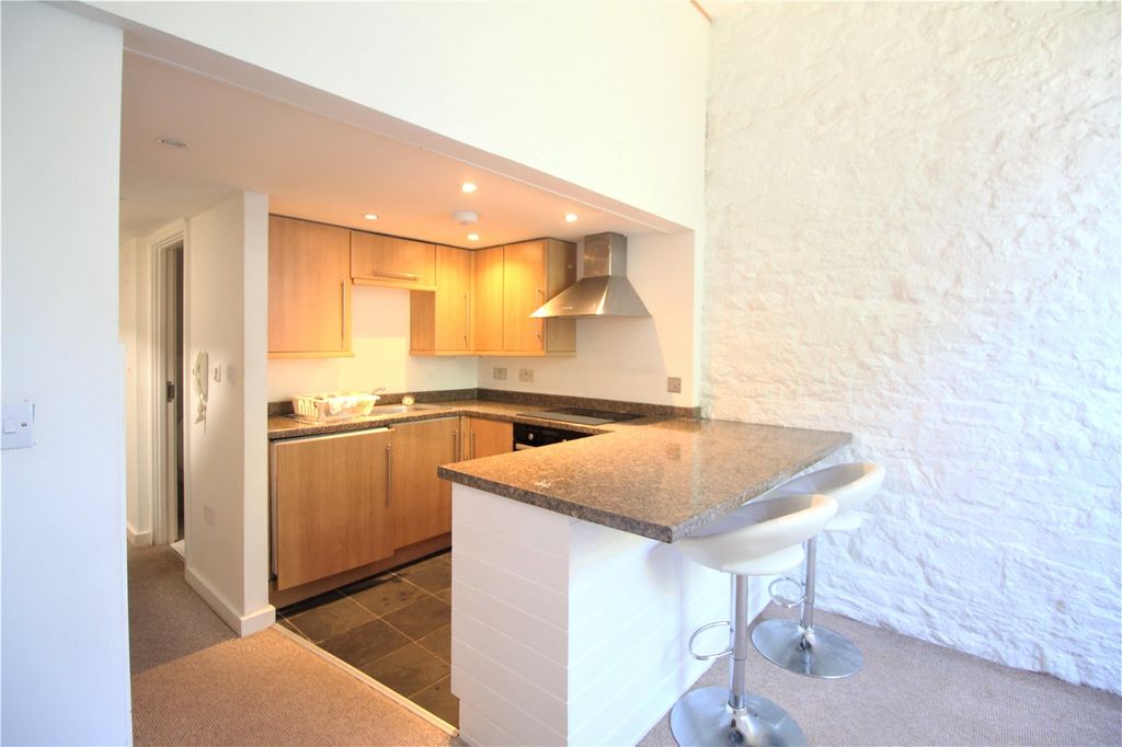 Property photo 2 of 10 Picture No. 15