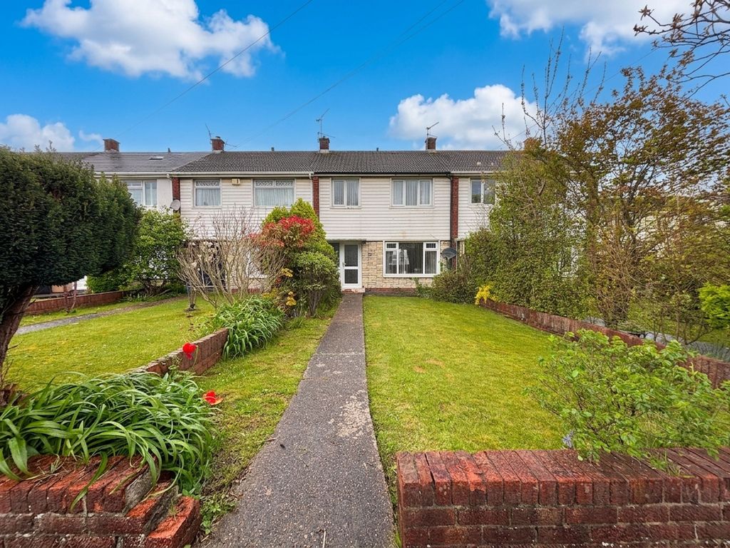 Property photo 1 of 25