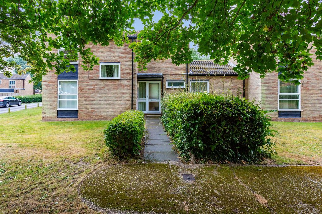Property photo 1 of 13 110 Manor Forstal-Hr2.Jpg