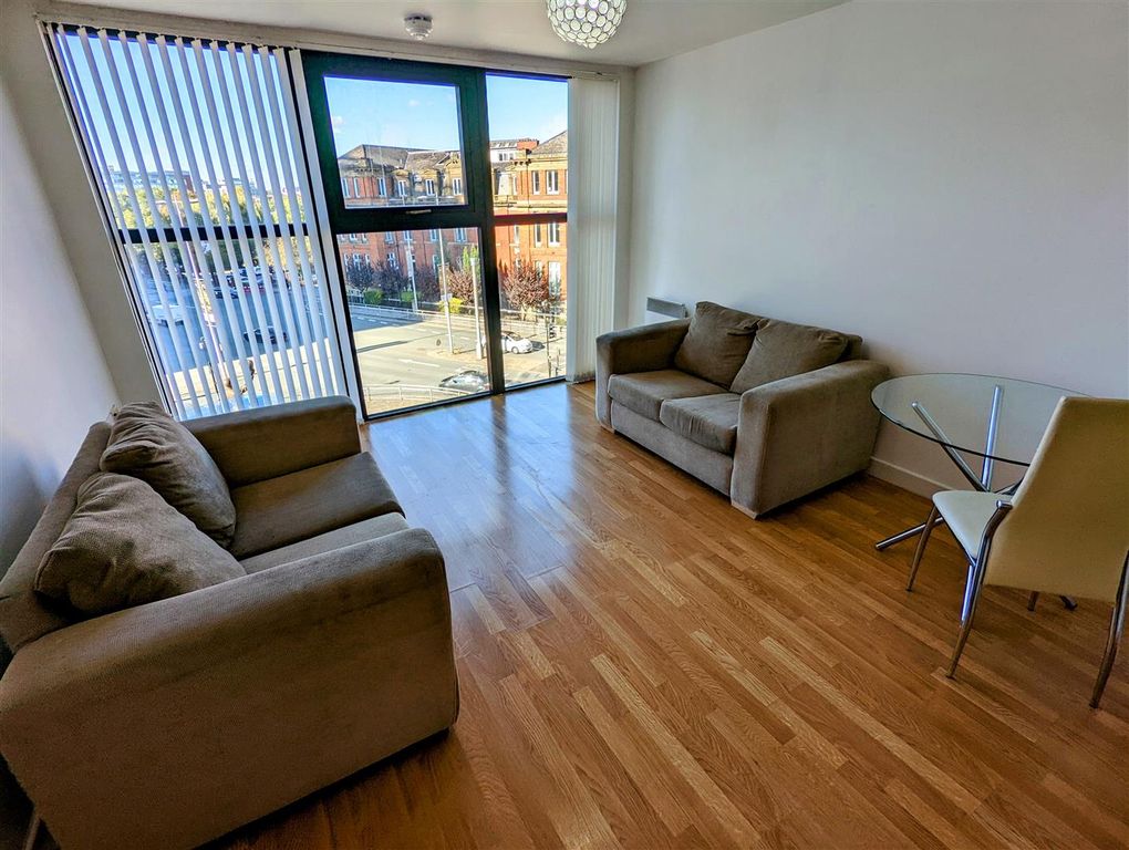 Property photo 2 of 13