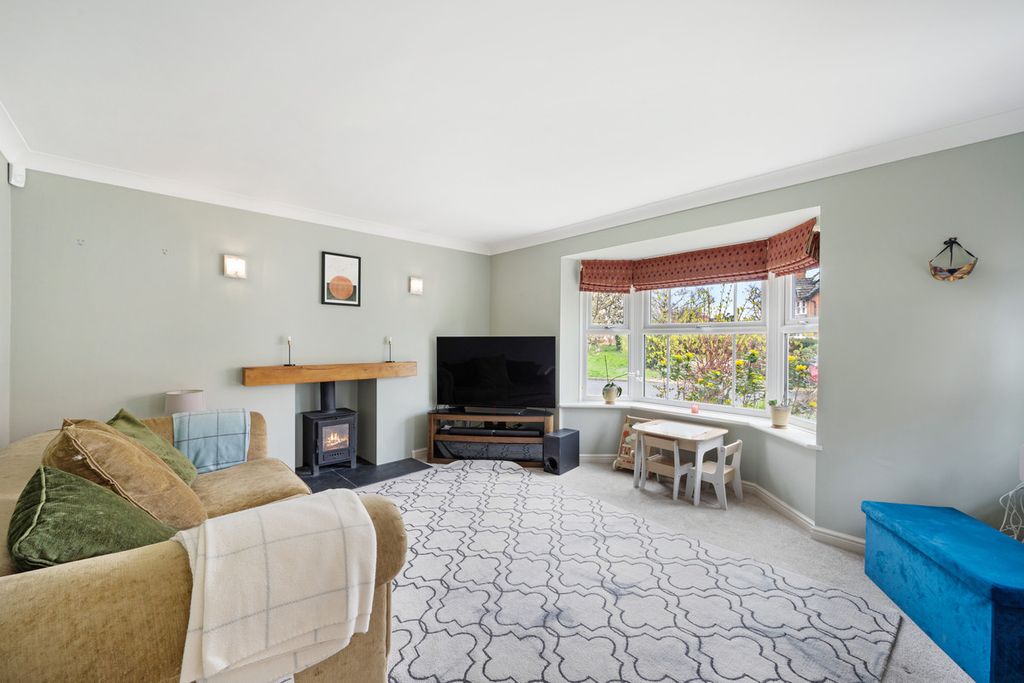 Property photo 2 of 30