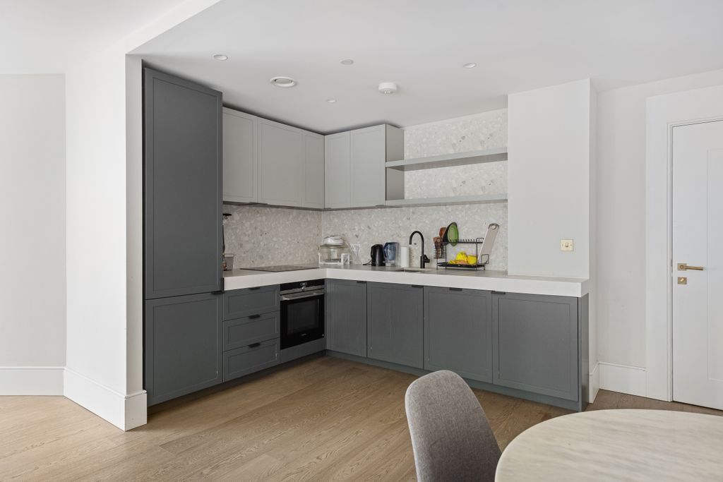 Property photo 3 of 12 094A0956