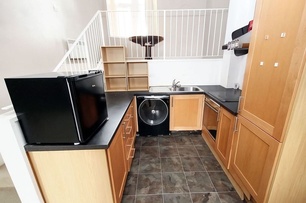 Property photo 3 of 5