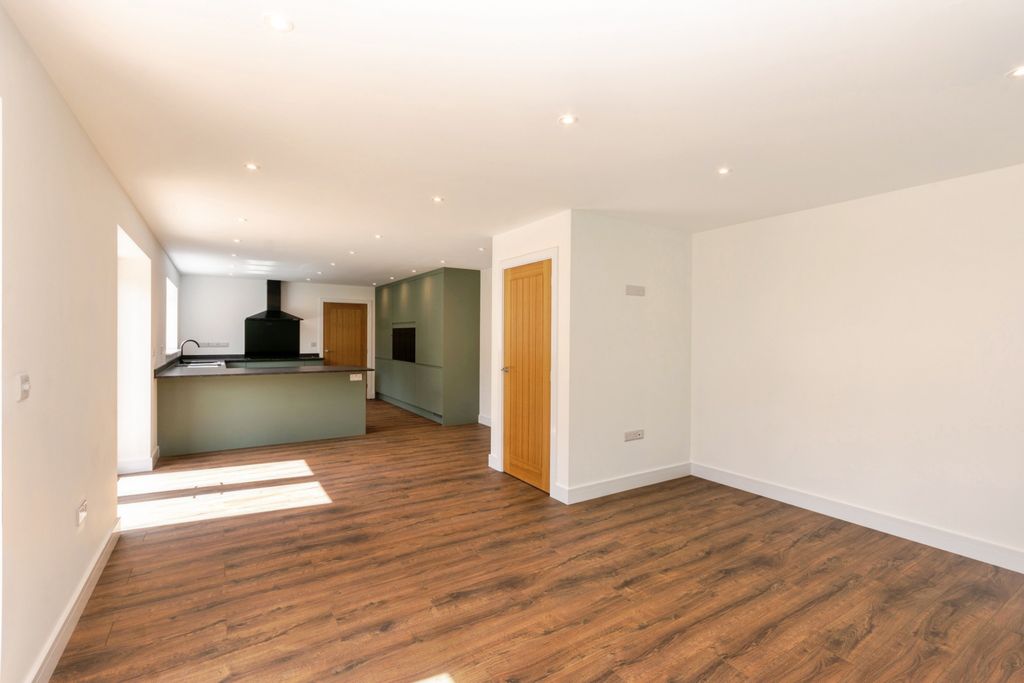 Property photo 2 of 18 Open -Plan Living