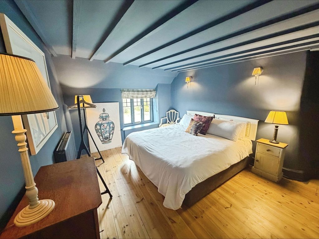 Property photo 3 of 19 Bedroom 1