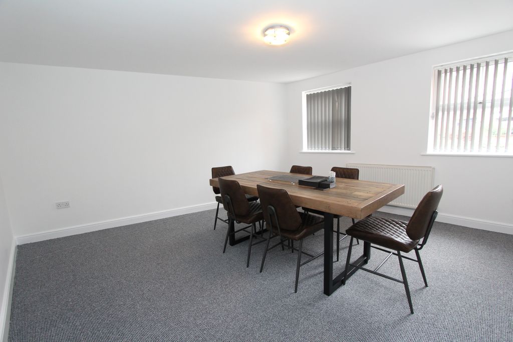 Property photo 2 of 14 Img_6408