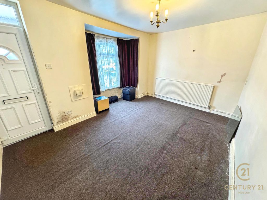 Property photo 2 of 14