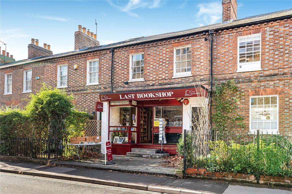 Property photo 1 of 12 Picture No. 24