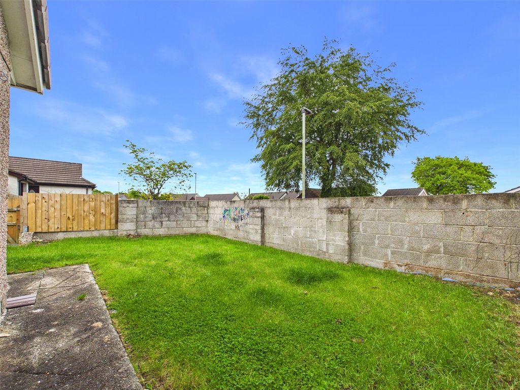 Property photo 2 of 20 Picture No. 25
