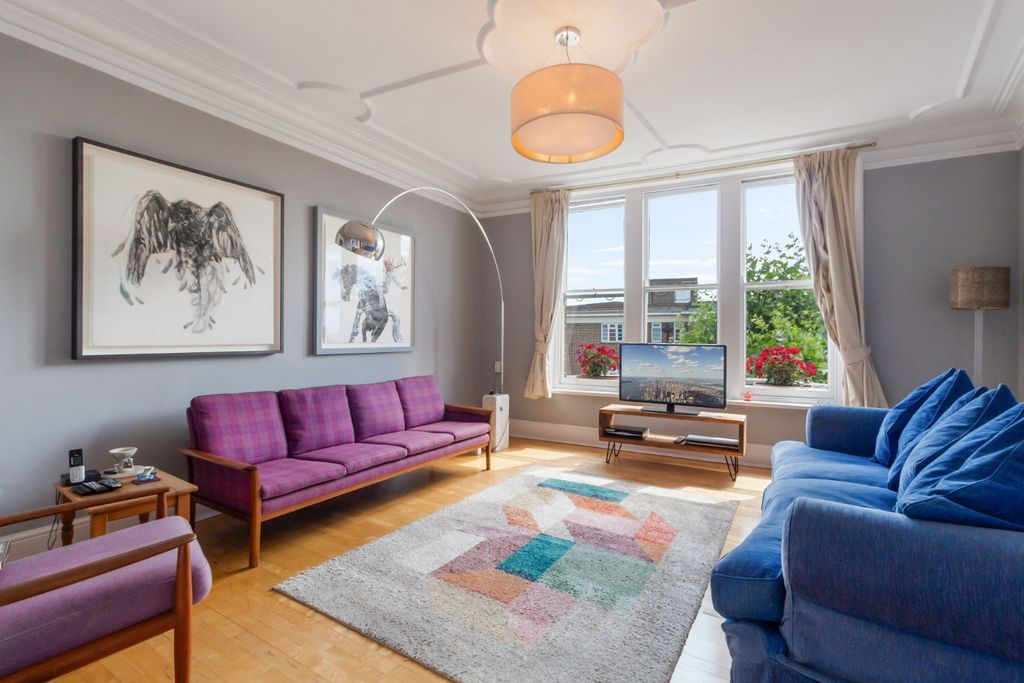Property photo 2 of 7 4397971