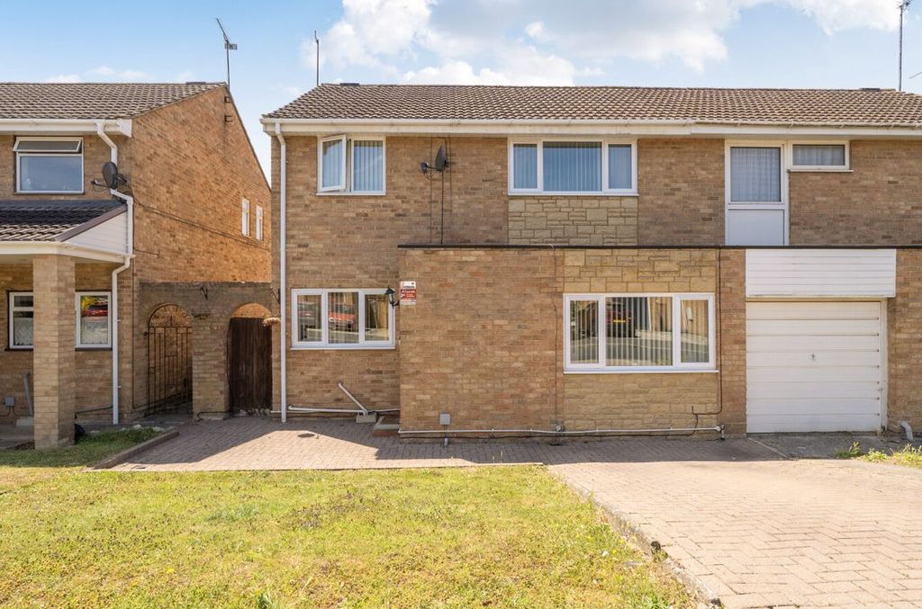 Property photo 1 of 19 14862437