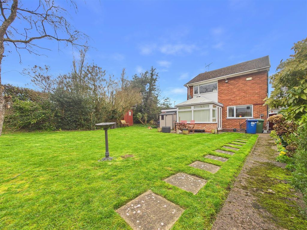 Property photo 2 of 16 Cam01407G0-Pr0127-Still014.Jpg