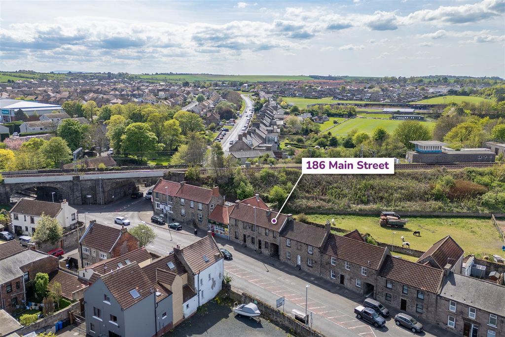 Property photo 2 of 13 186_Main_Street-02.Jpg