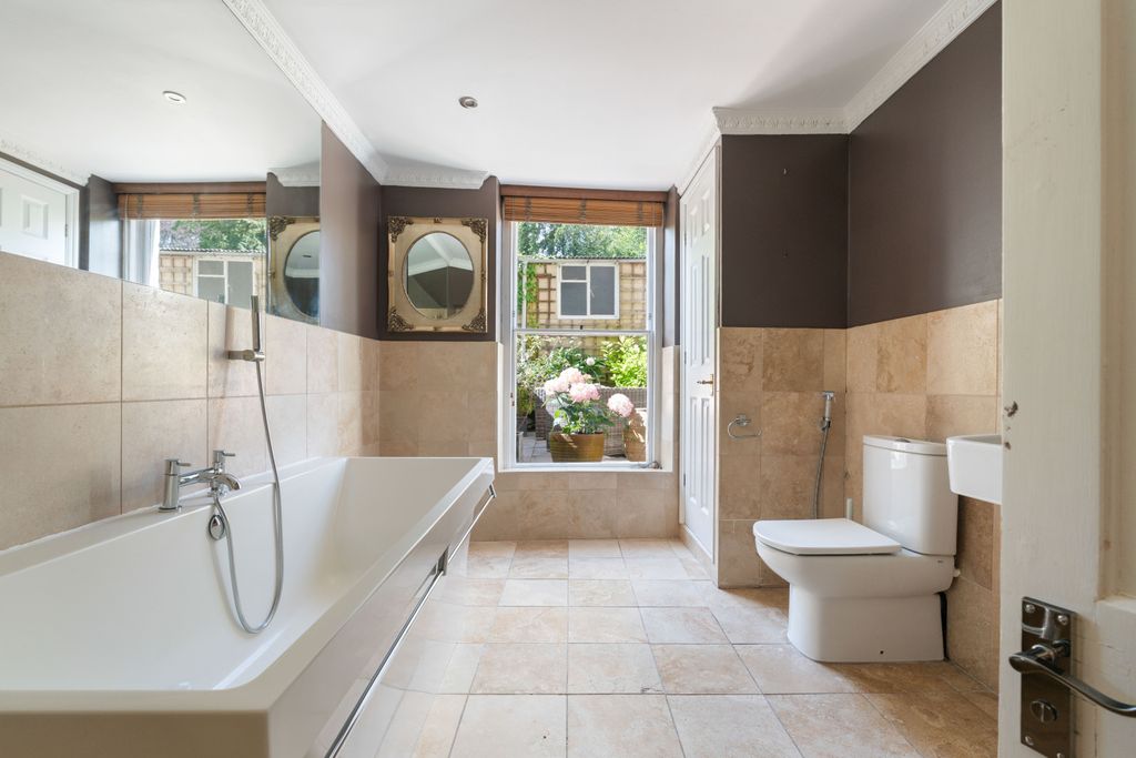 Additional image 16 of 3 bed flat for saleGreat Pulteney Street, Bath BA2