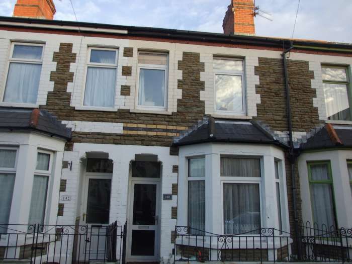 Property photo 2 of 12