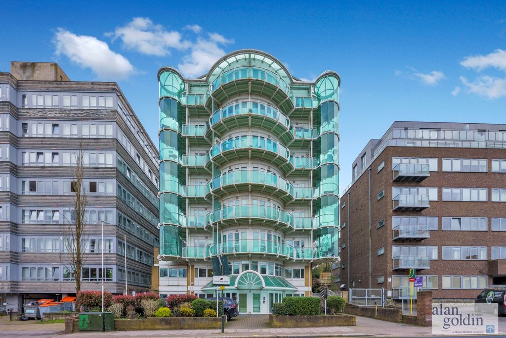 Property photo 1 of 10