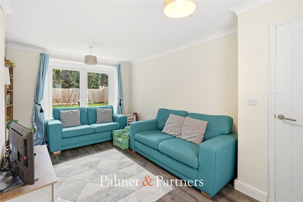 Property photo 3 of 18 Picture No. 04