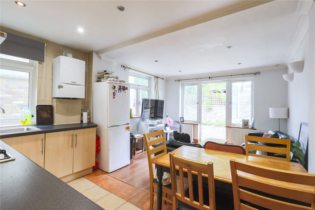 Property photo 1 of 9 Picture No. 06