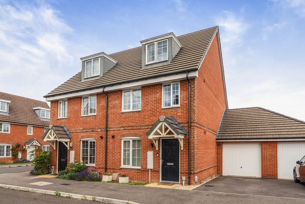 Property photo 2 of 24 1477132-1-6A2Fd0E...