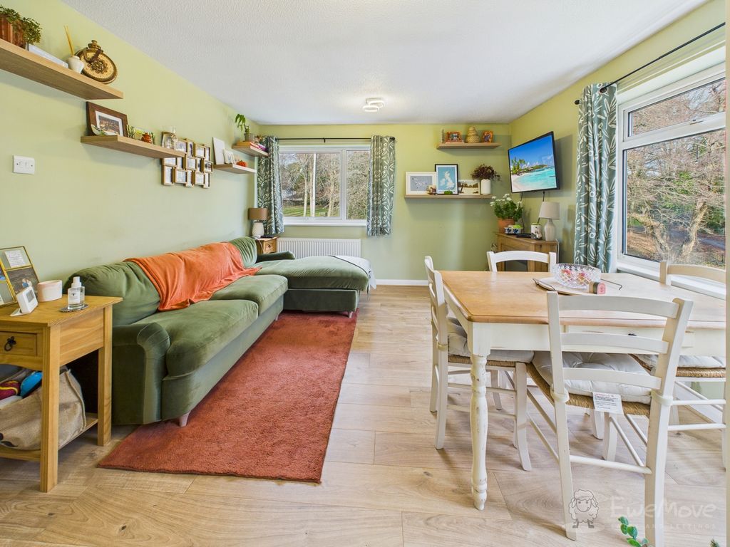 Property photo 2 of 11 Living Room