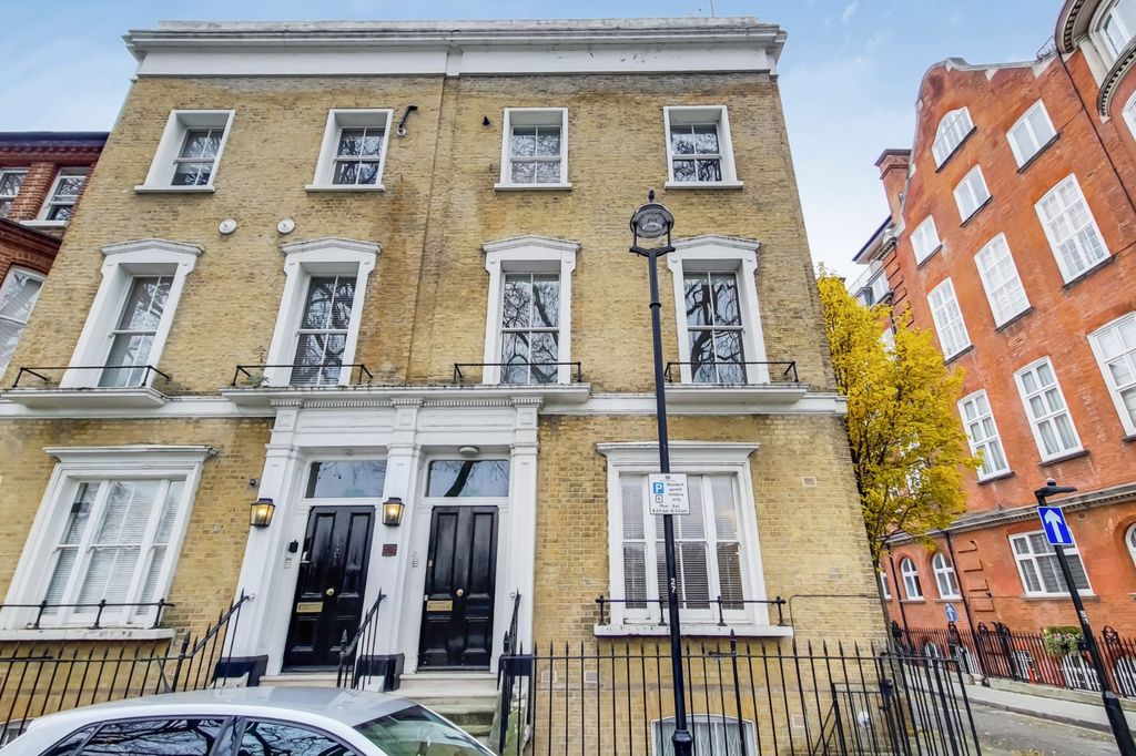 Property photo 1 of 5