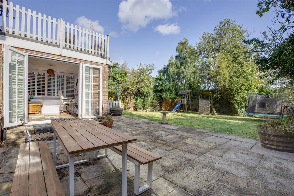 Property photo 2 of 14 Rear Garden