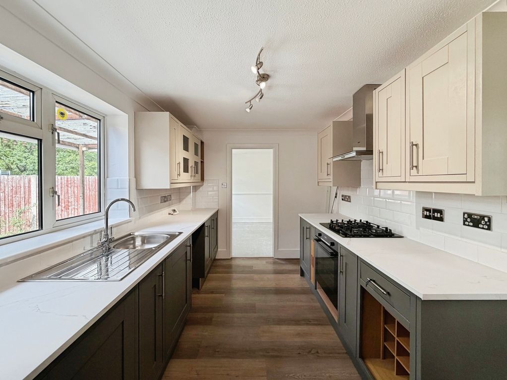 Property photo 2 of 20 Pbox-Img.Jpg