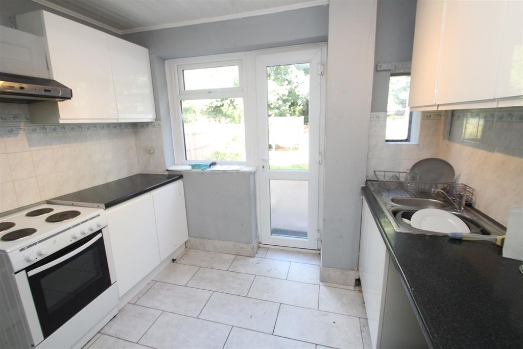 Property photo 3 of 14 Img_8475.Jpg