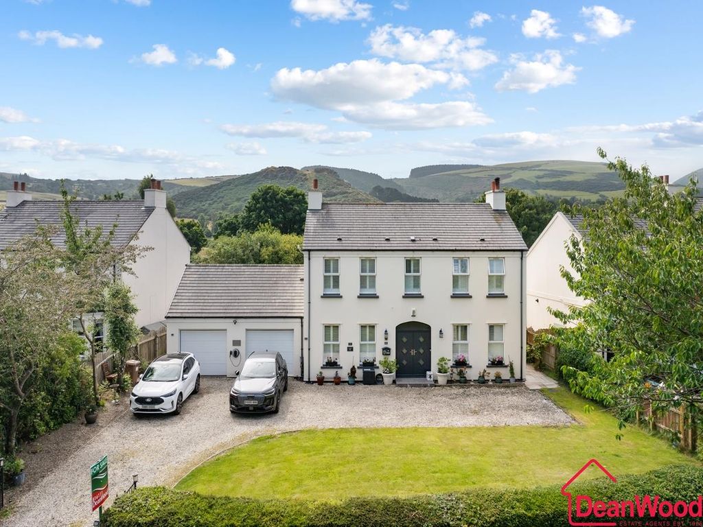 Property photo 1 of 32 0.Jpg