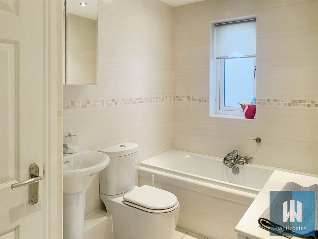 Property photo 3 of 11 Picture No. 19