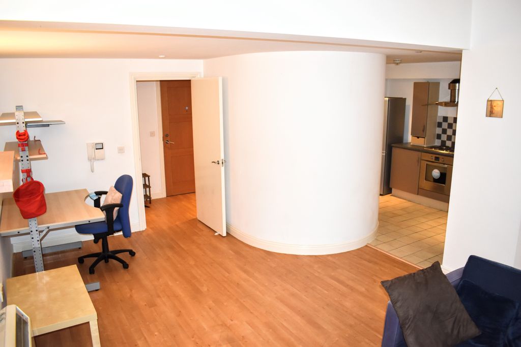 Property photo 2 of 15 Dsc_0403