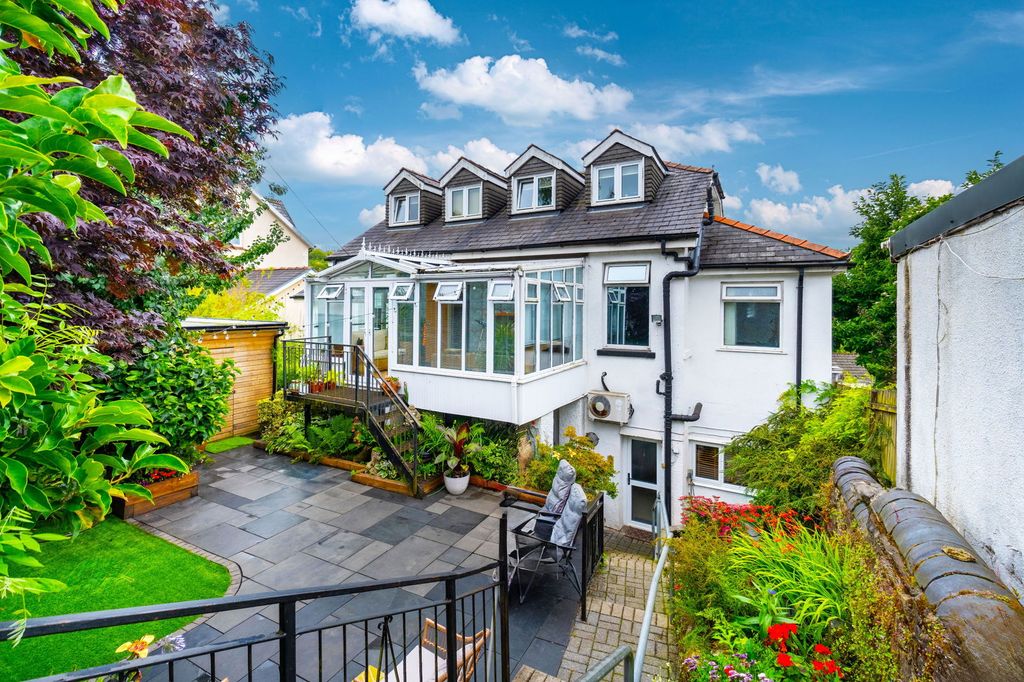 Property photo 1 of 68
