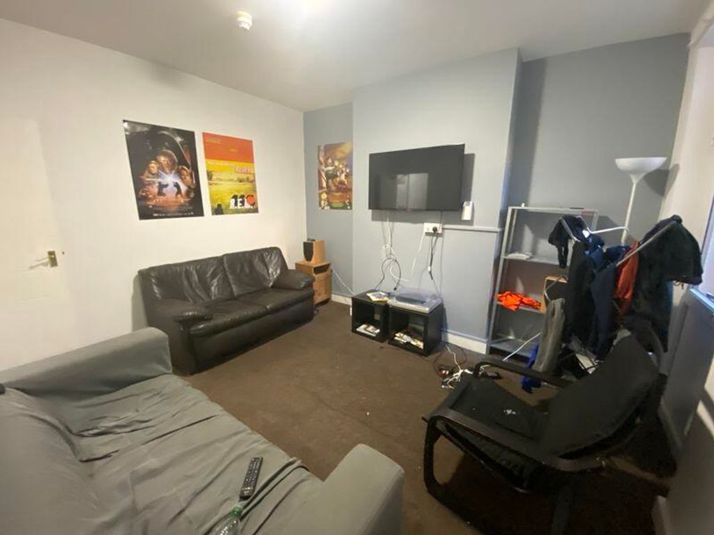 Property photo 1 of 10 A Spacious And Inviting Large Modern Living Room, ...