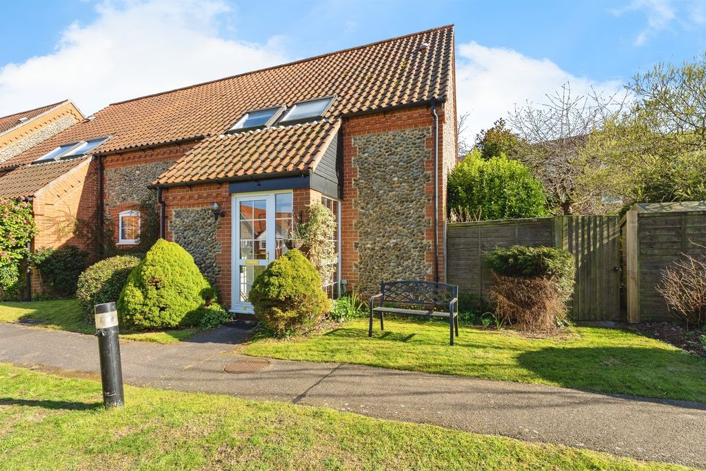 Property photo 1 of 11