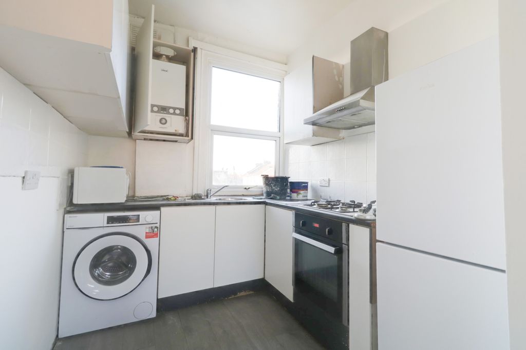 Property photo 3 of 5 Photo 3