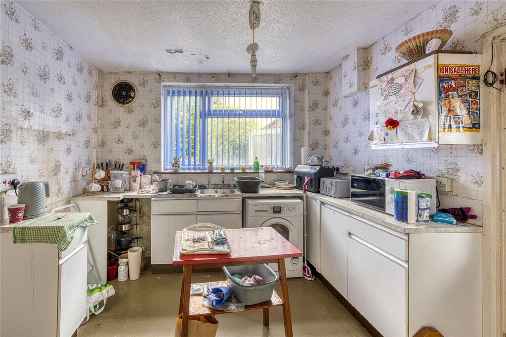 Property photo 2 of 13 Picture No. 03