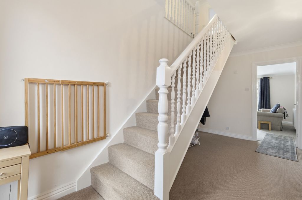 Property photo 3 of 21 Picture No. 28