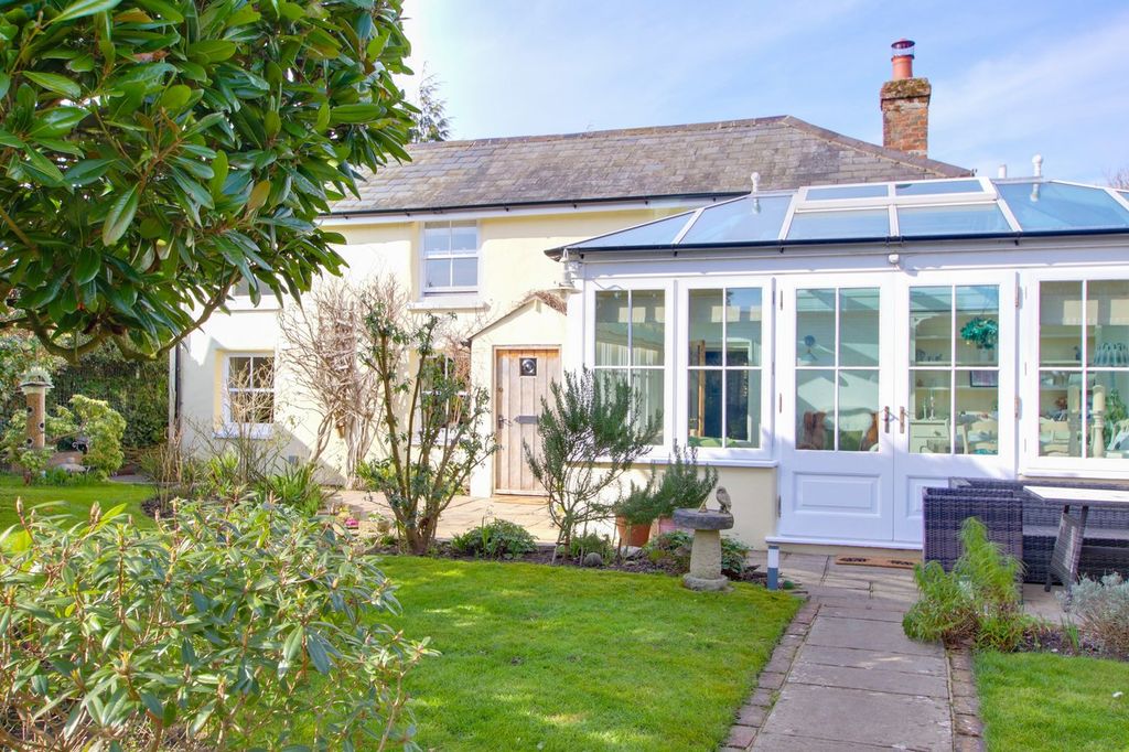 Property photo 3 of 19