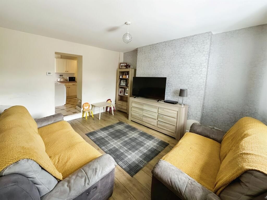 Property photo 3 of 16