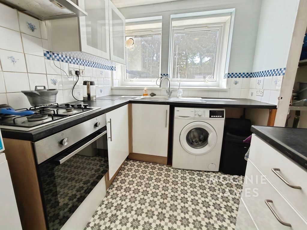 Property photo 3 of 14 Pbox-Img.Jpg