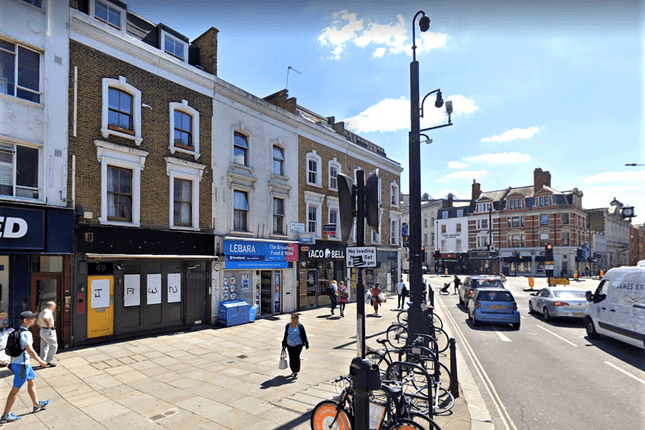 Property photo 1 of 7 A Well-Presented One Double Bedroom 2nd Floor Flat Located Within A Period Building In The Heart Of Fulham Broadway, Sw6.