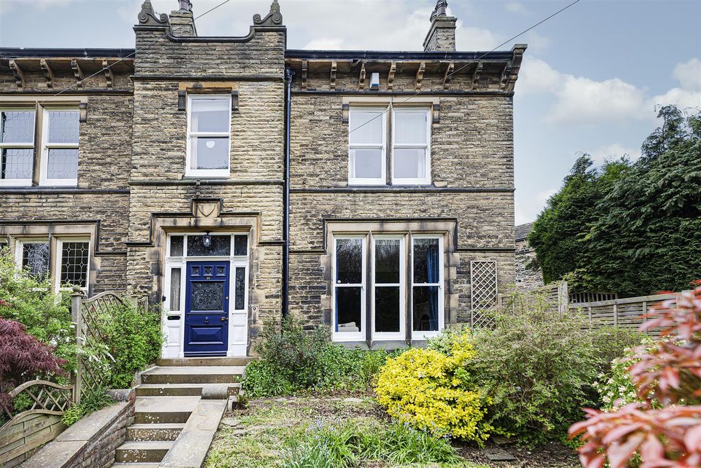 Property photo 1 of 60